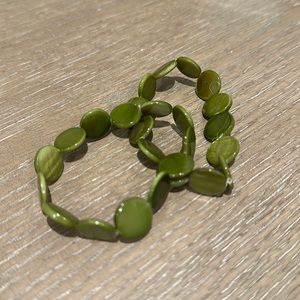 Green stone stretchy bracelet (set of 2)